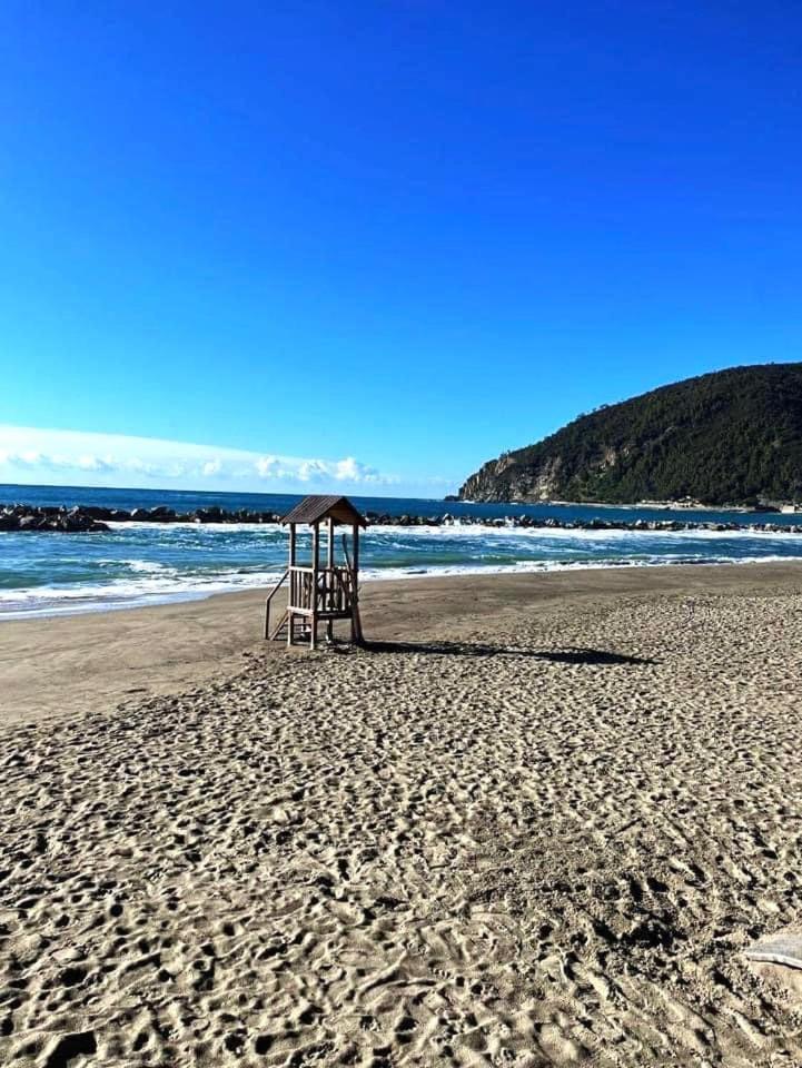 Corner Of Paradise Moneglia Buitenkant foto